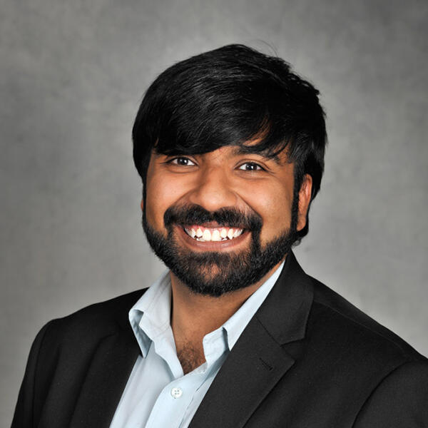 Aman Vyas, project manager Akt. Project Management